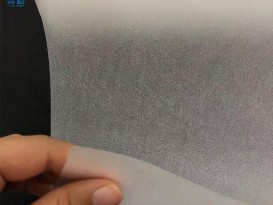 开云体育手机网页版 大方格光伏膜厚0.3mm环保光伏膜封装EVA膜