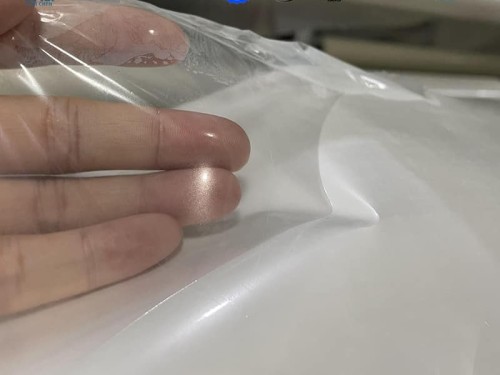 开云体育手机网页版耐水解耐磨TPU防水透湿膜环保化妆袋医疗用品复合布料贴合膜